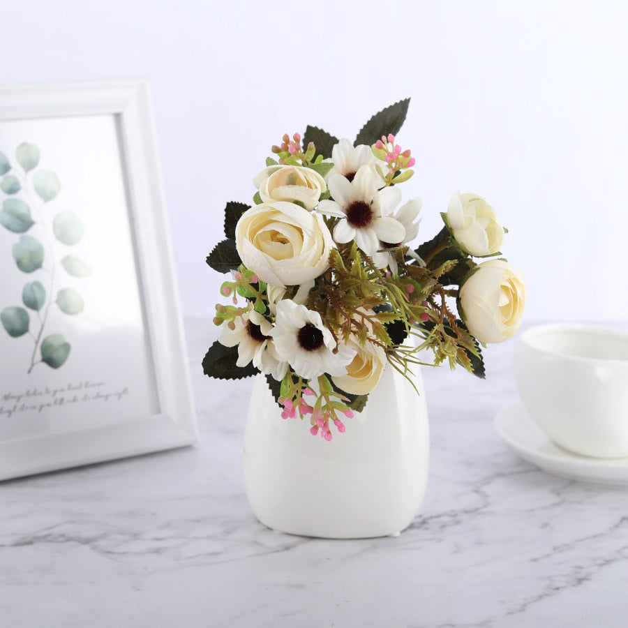 Floral Collection - Silk Blooming Roses and Daisy Bouquet