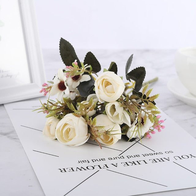 Floral Collection - Silk Blooming Roses and Daisy Bouquet