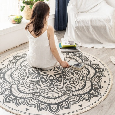 Round Bohemian Rug