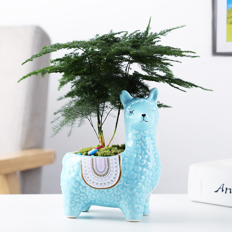 Alpaca Planter