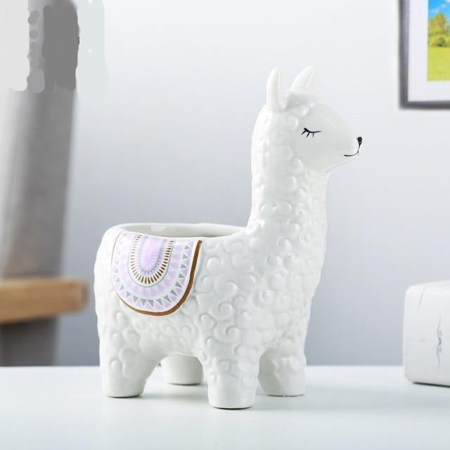 Alpaca Planter