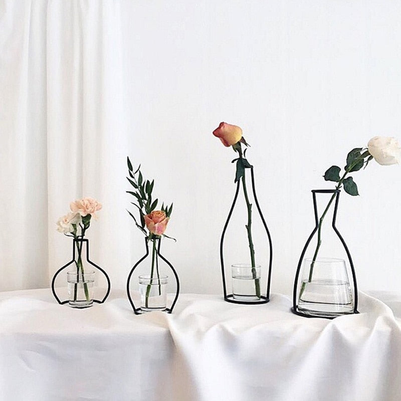 Silhouette Vase - Black